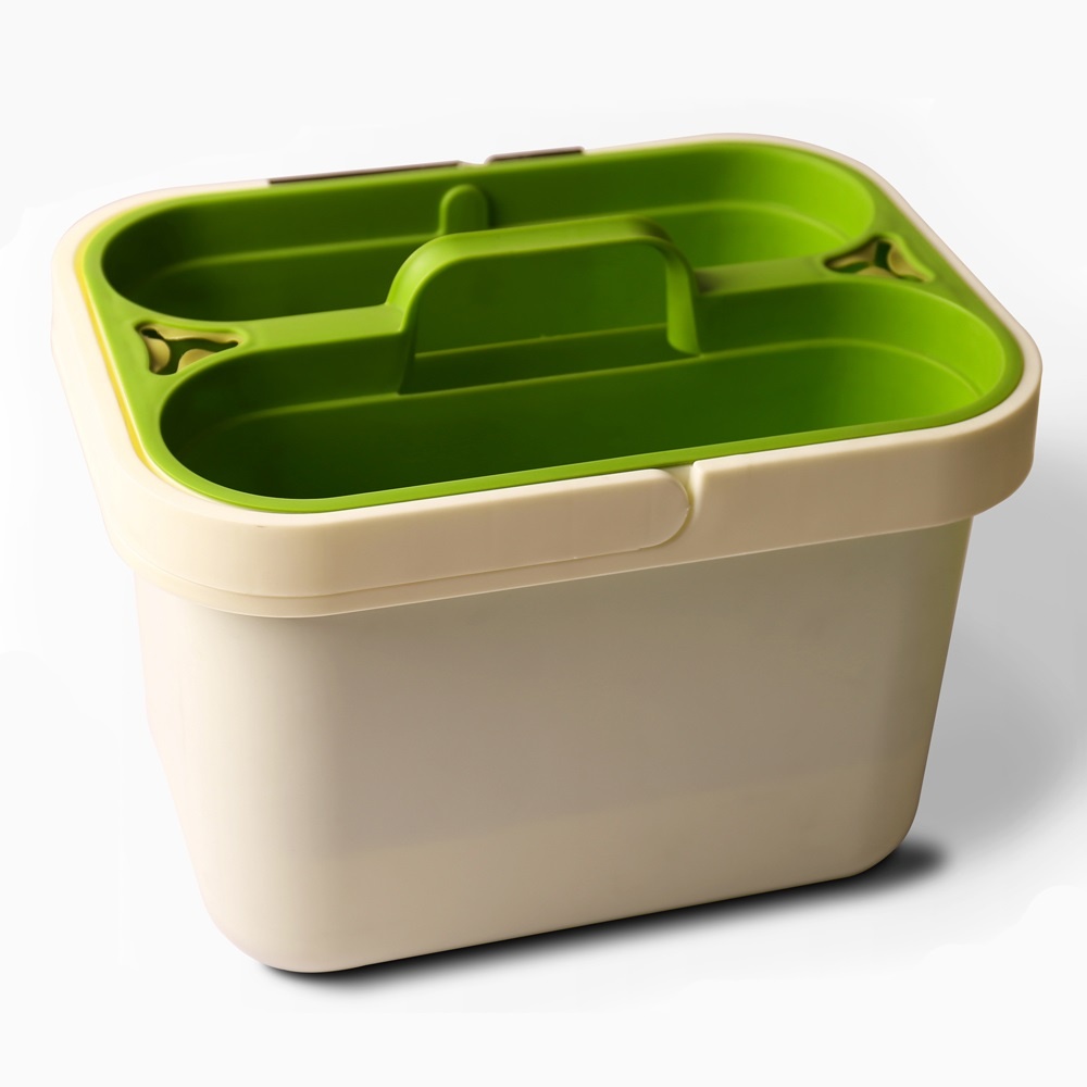 Bucket with removable holder